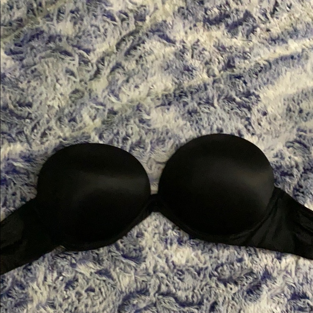 Strapless bra
